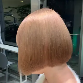 ショート カラー サロウィン(SALOWIN)原宿iori店所属・ツヤツヤ ハイトーン/Reiのヘアスタイル