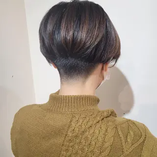 ショート 🇰🇷透明感×ハイ トーン🌟tomoのヘアスタイル