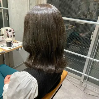 ミディアム カラー 👒oikawa kaede🍃のヘアスタイル