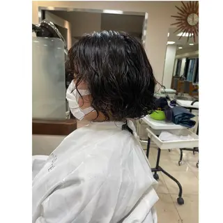 ミディアム パーマ ラカリテ所属・渋谷 りなのヘアスタイル