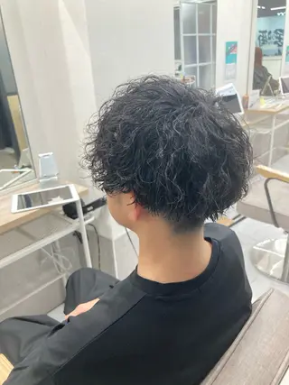 パーマ メンズ miel hair 新宿店 【ミエル ヘアー】所属・新宿西口から徒歩5分 石橋卓典のヘアスタイル