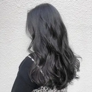 ロング FERIA梅田🖤 透明感カラー🎀のヘアスタイル