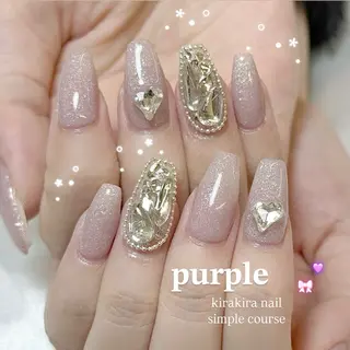 ネイル fein. miku🎀🍼のネイルデザイン