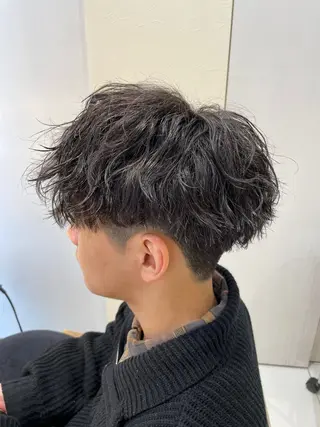 ミディアム パーマ メンズ 本厚木|縮毛矯正/ 酸性スト専門サロンのヘアスタイル