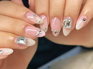 ネイル Lino Nailのネイルデザイン