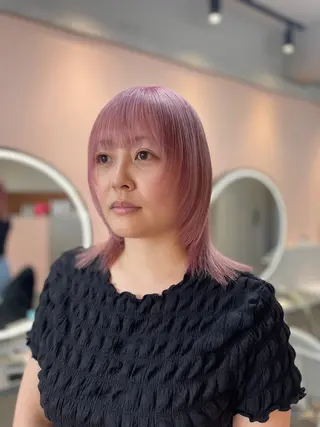 カラー Riri /ブリーチのヘアスタイル