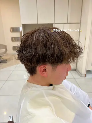 パーマ メンズ 友田 未来のヘアスタイル