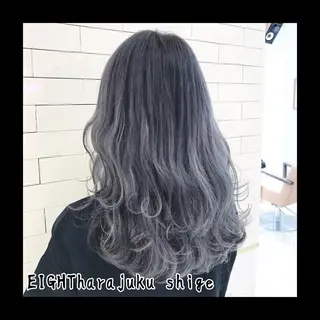 セミロング カラー 及川シゲル 髪質改善講師のヘアスタイル