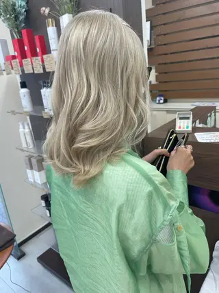 ミディアム カラー職人/上川原 雄飛のヘアスタイル