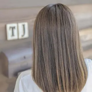 ミディアム カラー 吉村 周馬のヘアスタイル