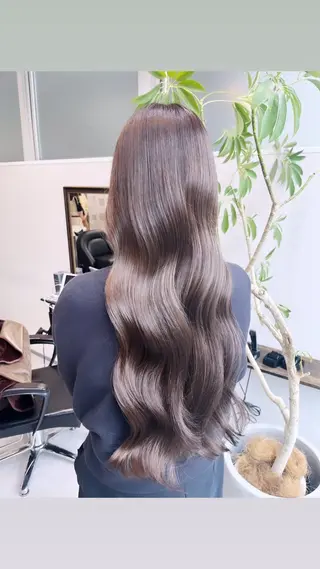 ロング 美髪矯正/髪質改善/ 艶髪🤍伊藤梨紗のヘアスタイル