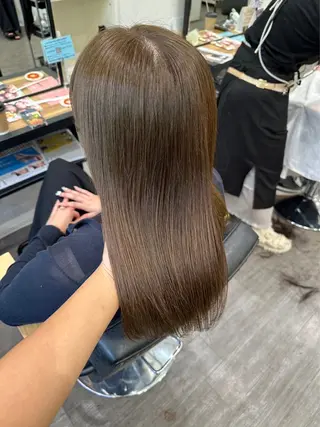 カラー cocotte宜喜 弘希のヘアスタイル