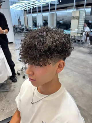 ショート パーマ 【fifth】上條 巧真のヘアスタイル