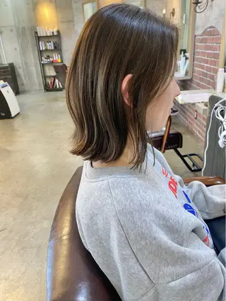 ミディアム カラー tocolaso 柏所属・根本 瑠実のヘアスタイル