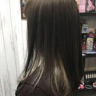 セミロング カラー embrace エンブレイスのヘアスタイル