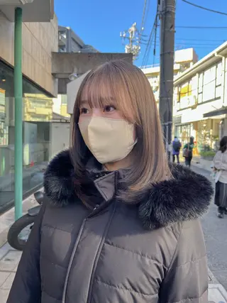 ミディアム カラー 似合わせハイトーン 🍯ayumi🍯のヘアスタイル