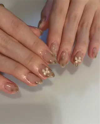 ネイル Nailsalon Olu所属・ネイリスト Nanaのネイルデザイン