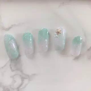 ネイル 結城 怜菜のネイルデザイン