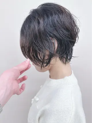 ショート パーマ とうい/くせ毛/ ショート/丸みボブのヘアスタイル