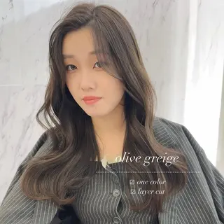 ロング カラー ParveMix￤ 出石 菜々🥂のヘアスタイル
