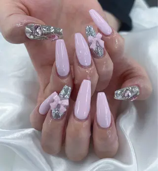 ネイル Basic本厚木店 𝑨𝒀𝑼✨️のネイルデザイン