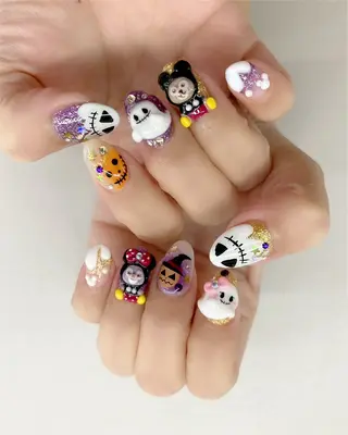 ネイル 津田 真実のネイルデザイン