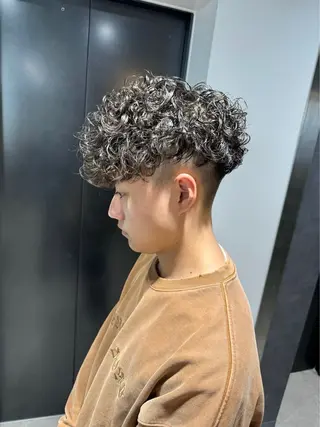 パーマ メンズ 💈フェザーパーマ 須賀俊介💈のヘアスタイル