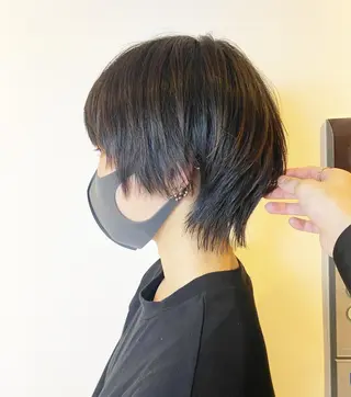 ショート 大阪ウルフカット ハッシュカットのヘアスタイル