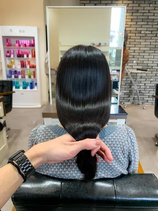 ロング カラー パーマ Uni.所属・地毛風ストレート/ 髪質改善/榎本流行のヘアスタイル