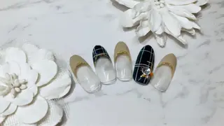 ネイル A MODO MIOのネイルデザイン