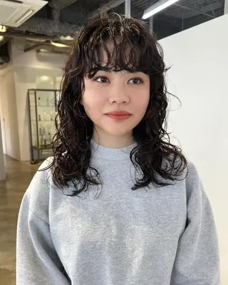 セミロング lomalia daisukeのヘアスタイル