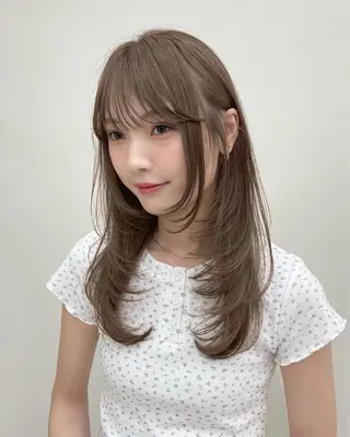 セミロング 透明感カラー🎨 たくまのヘアスタイル