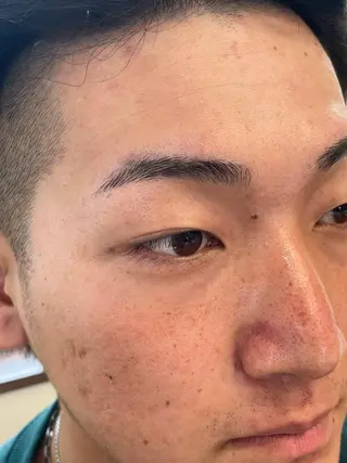 アイブロウ URARA 【lazo】のマツエク・マツパデザイン