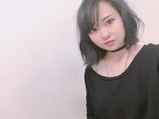 ミディアム ALBUMアカデミー 🐱mutaのヘアスタイル