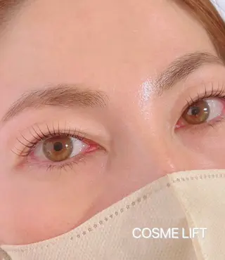 マツエク・マツパ Pearl×AQUA所属・aura eyeのヘアスタイル