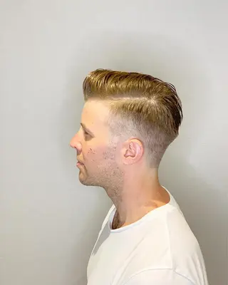 メンズ Leverage所属・【店長】外国人風 メンズヘア尾上雄輝のヘアスタイル