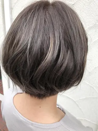 ショート カラー Baby Step ウエノのヘアスタイル