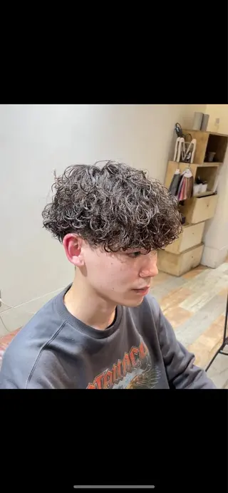 メンズ 波巻きスパイラル/ メンズパーマ/ゆうひのヘアスタイル