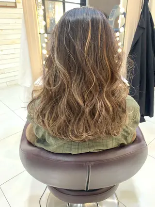 カラー 黒田瀬奈/ボブ まろやかベージュのヘアスタイル