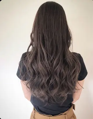 カラー 工藤 光未のヘアスタイル