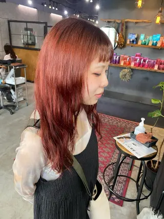 セミロング カラー Linda Hiro所属・坂下 麻梨奈のヘアスタイル