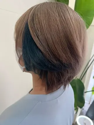 カラー 戸川 紗良のヘアスタイル