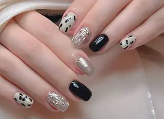 ネイル スカルプ長さ出し専門店 MIMI nailsalon 上野店所属・RIN Amiのネイルデザイン