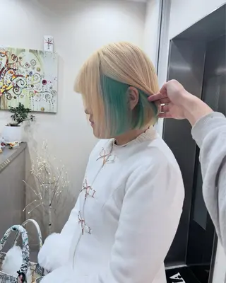 ショート 🌈ハイトーン/ ワタル🌈のヘアスタイル