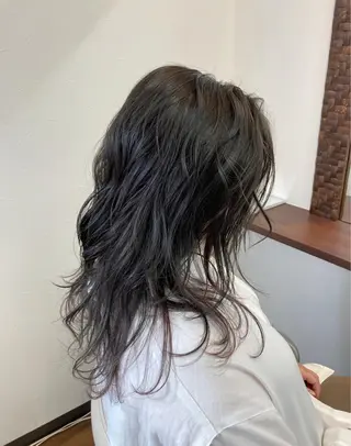 ロング カラー one's heart所属・ヘアと眉Otsuka Hikari💆‍♀のヘアスタイル