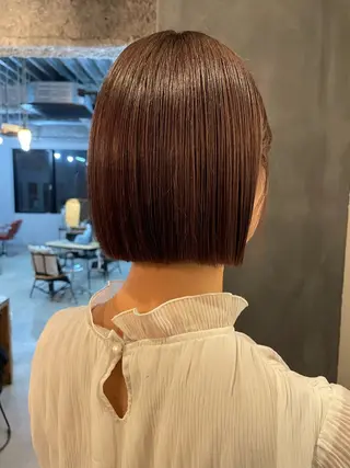 ショート ウシロダ メグミのヘアスタイル