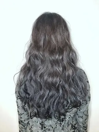 ロング カラー インナーカラー/ ストレート/奥野洸也のヘアスタイル