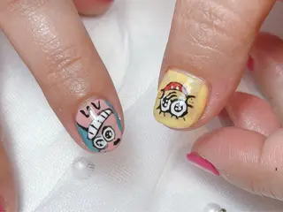 ショート nail salon +A所属・Nail Salon +Aのネイルデザイン