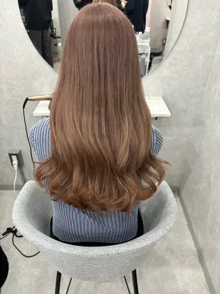 ロング カラー 岩田 ひよりのヘアスタイル