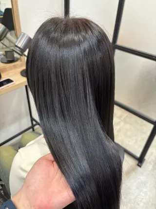 セミロング GATE.所属・梅田／ハイトーン ／アレンジ／りなのヘアスタイル